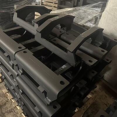 Protezione della catena dell'escavatore, protezione della catena, componenti resistenti all'usura, portacatena