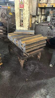 Escavatori, bulldozer, piastre a striscia, piastre a catena, bulldozer, piastre a trave singola 400 mm 500 mm 510 mm 560 mm 600 mm 610 mm 660 mm